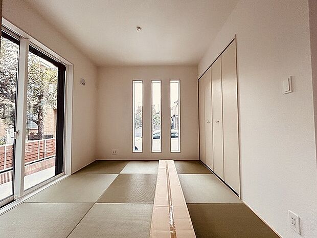 和室がある間取り。畳の香りとともにどこか落ち着く空間です。