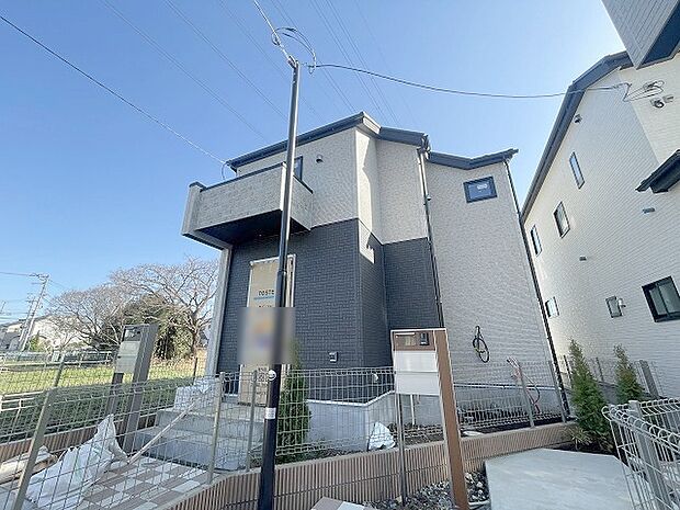 建物が完成しましたので室内のご見学予約スタート。当日のご見学予約も大歓迎です。お気軽にご連絡ください。他にもインターネットに掲載していない情報も沢山ありますので、比較で併せてご見学ができます。