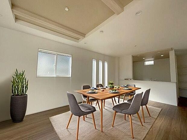 本画像はCGで作成しており、実際に現地に家具は置かれておりません。また、価格に家具は含まれておりません。 