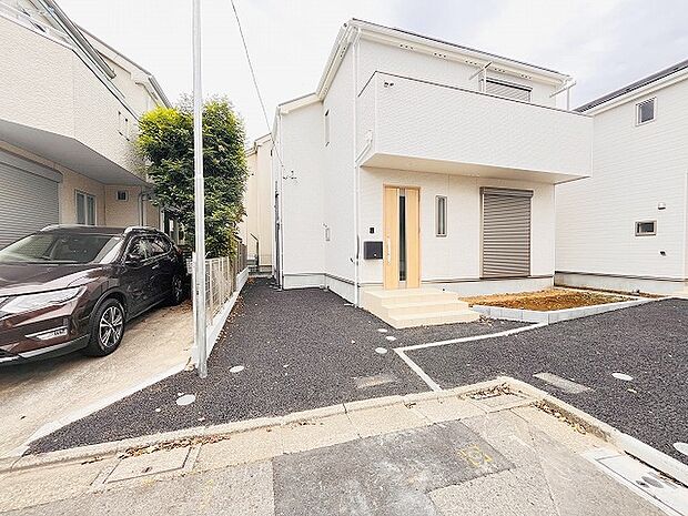 現地のご見学予約もスタートしました。周辺で売りに出ている物件も沢山御座います。まとめてご見学ができますのでお気軽にお申しつけください。 