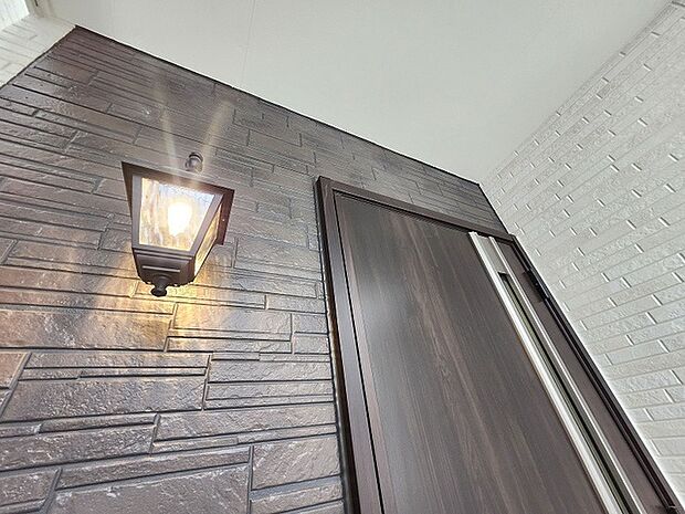 周辺のエリアで他にも沢山売りに出ている物件があります。インターネット掲載前の情報などもありますのでお気軽にお問合せください。まとめてご見学できます。