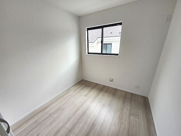 周辺のエリアで他にも沢山売りに出ている物件があります。インターネット掲載前の情報などもありますのでお気軽にお問合せください。まとめてご見学できます。