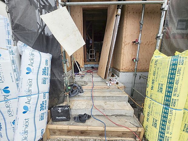 現地のご見学予約もスタートしました。周辺で売りに出ている物件も沢山御座います。まとめてご見学ができますのでお気軽にお申しつけください。 