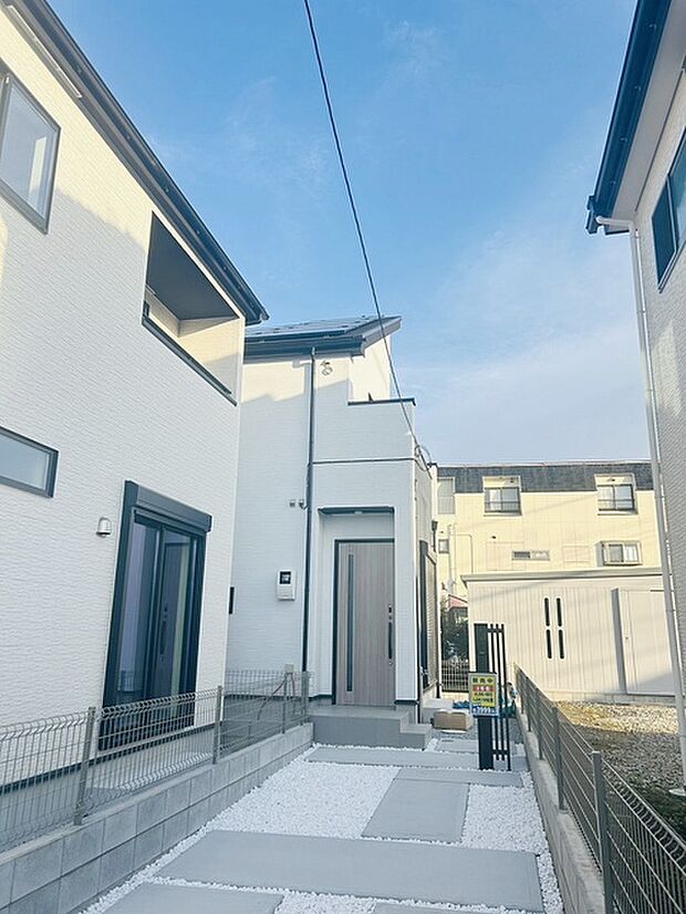 現地のご見学予約もスタートしました。周辺で売りに出ている物件も沢山御座います。まとめてご見学ができますのでお気軽にお申しつけください。