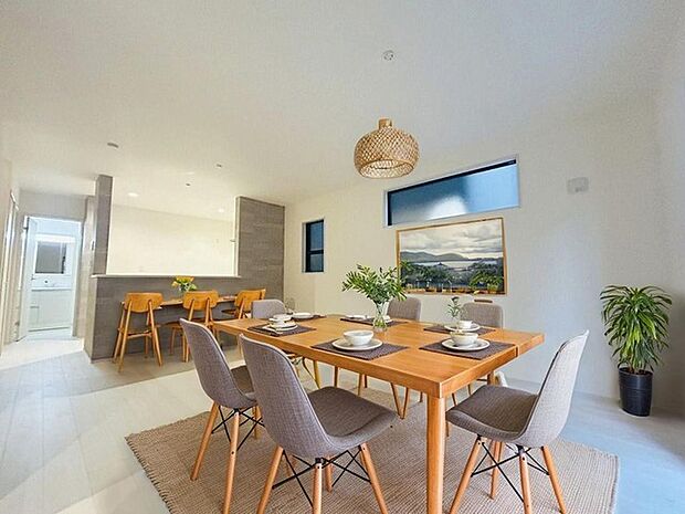 本画像はCGで作成しており、実際に現地に家具は置かれておりません。また、価格に家具は含まれておりません。