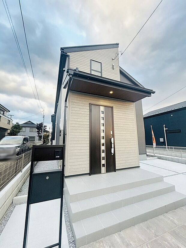 建物が完成しましたので室内のご見学予約スタート。当日のご見学予約も大歓迎です。お気軽にご連絡ください。他にもインターネットに掲載していない情報も沢山ありますので、比較で併せてご見学ができます。