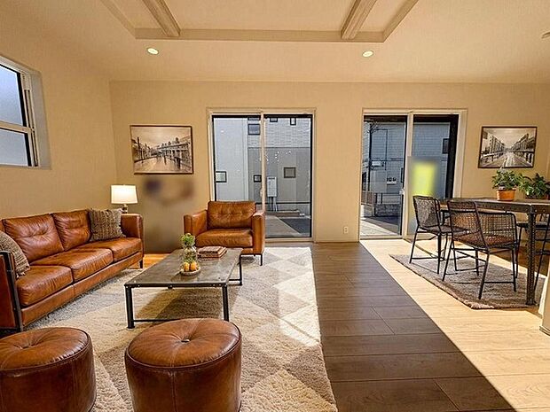 本画像はCGで作成しており、実際に現地に家具は置かれておりません。また、価格に家具は含まれておりません。 