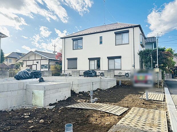 現在建物を建築中です、建築中の物件については現地確認の他、同施工会社の完成施工例のご案内、担当者のプレゼンテーションにてご検討ください。適切なご検討の方法をご説明させて頂きます。
