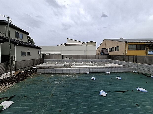 周辺のエリアで他にも沢山売りに出ている物件があります。インターネット掲載前の情報などもありますのでお気軽にお問合せください。まとめてご見学できます。 