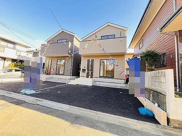 実際に室内をご見学頂くと生活のイメージが広がると思います。家具を置いたイメージや窓からの景色など。周辺で販売に出している物件も一緒にまとめてご見学頂き、比較する事もできます。