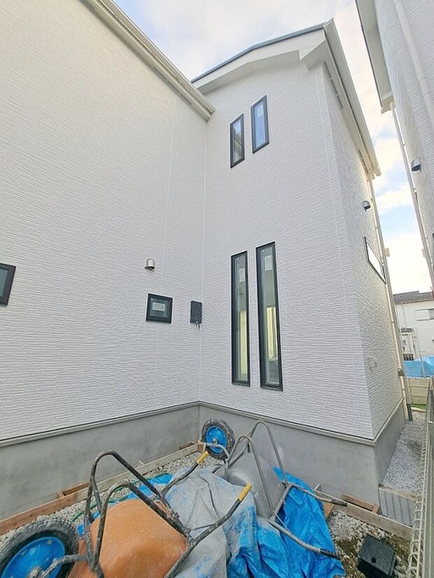 周辺のエリアで他にも沢山売りに出ている物件があります。インターネット掲載前の情報などもありますのでお気軽にお問合せください。まとめてご見学できます。