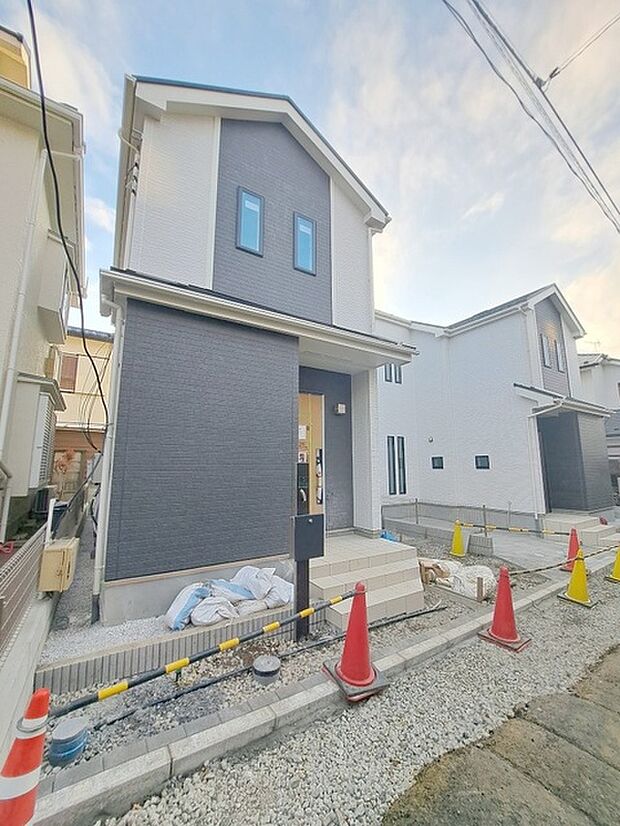 周辺のエリアで他にも沢山売りに出ている物件があります。インターネット掲載前の情報などもありますのでお気軽にお問合せください。まとめてご見学できます。