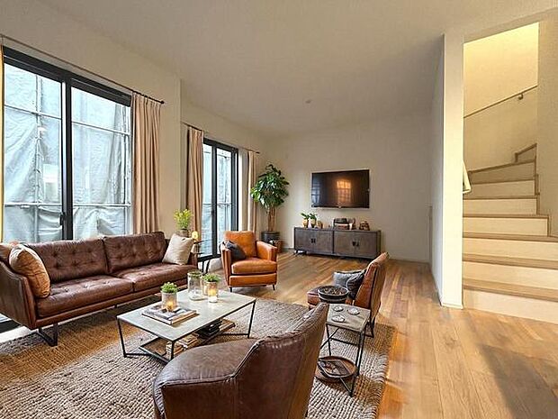 本画像はCGで作成しており、実際に現地に家具は置かれておりません。また、価格に家具は含まれておりません。