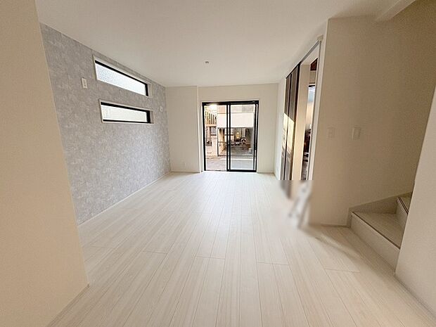 家族が一番集まる場所だから広々としつつも素敵な空間であって欲しい。みんながくつろぐリビングからキッチンまでが一つの空間のように繋がる間取り。 