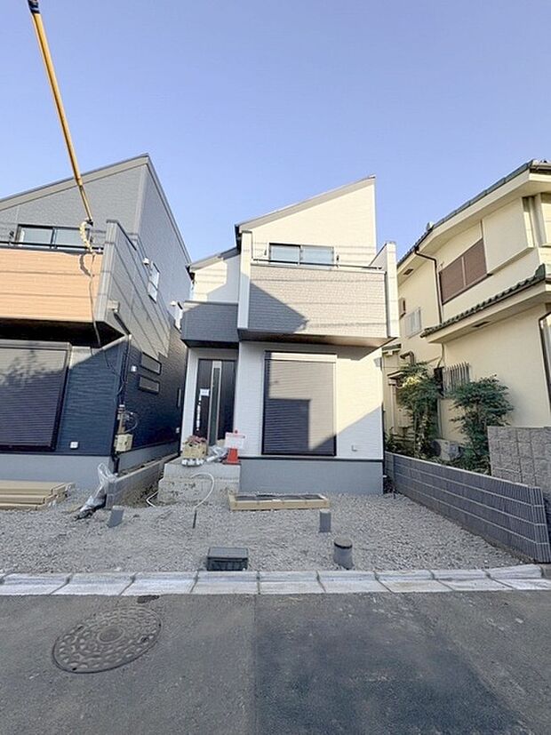 建物が完成しましたので室内のご見学予約スタート。当日のご見学予約も大歓迎です。お気軽にご連絡ください。他にもインターネットに掲載していない情報も沢山ありますので、比較で併せてご見学ができます。 