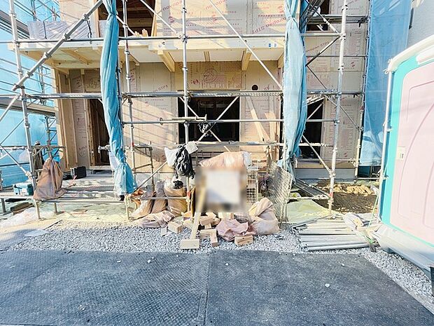 周辺のエリアで他にも沢山売りに出ている物件があります。インターネット掲載前の情報などもありますのでお気軽にお問合せください。まとめてご見学できます。