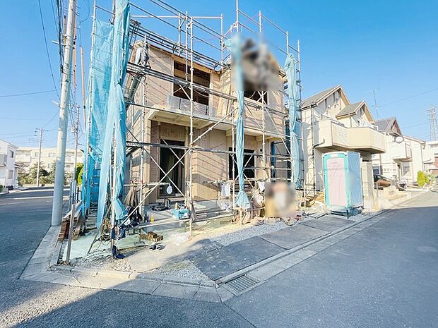 周辺のエリアで他にも沢山売りに出ている物件があります。インターネット掲載前の情報などもありますのでお気軽にお問合せください。まとめてご見学できます。