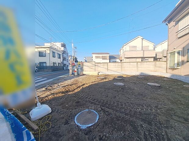 周辺のエリアで他にも沢山売りに出ている物件があります。インターネット掲載前の情報などもありますのでお気軽にお問合せください。まとめてご見学できます。