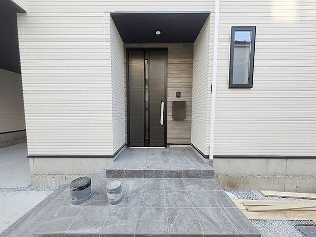 現地のご見学予約もスタートしました。周辺で売りに出ている物件も沢山御座います。まとめてご見学ができますのでお気軽にお申しつけください。