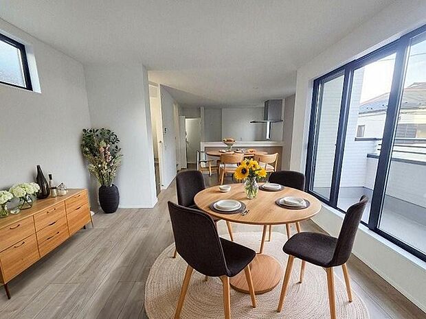 本画像はCGで作成しており、実際に現地に家具は置かれておりません。また、価格に家具は含まれておりません。 