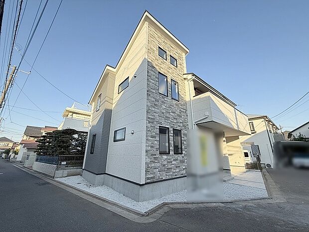 建物が完成しましたので室内のご見学予約スタート。当日のご見学予約も大歓迎です。お気軽にご連絡ください。他にもインターネットに掲載していない情報も沢山ありますので、比較で併せてご見学ができます。