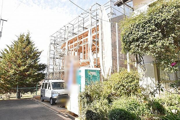 現地のご見学予約もスタートしました。周辺で売りに出ている物件も沢山御座います。まとめてご見学ができますのでお気軽にお申しつけください。 