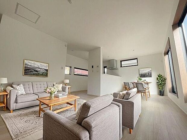 本画像はCGで作成しており、実際に現地に家具は置かれておりません。また、価格に家具は含まれておりません。 