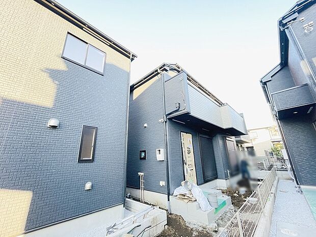 現地のご見学予約もスタートしました。周辺で売りに出ている物件も沢山御座います。まとめてご見学ができますのでお気軽にお申しつけください。