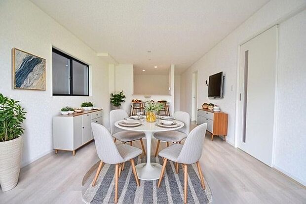 本画像はCGで作成しており、実際に現地に家具は置かれておりません。また、価格に家具は含まれておりません。 