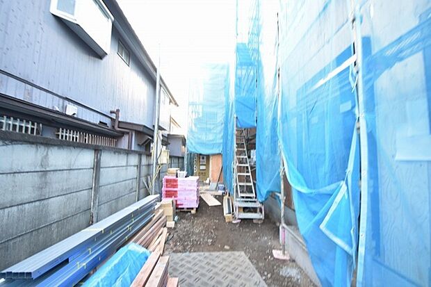 現地のご見学予約もスタートしました。周辺で売りに出ている物件も沢山御座います。まとめてご見学ができますのでお気軽にお申しつけください。 