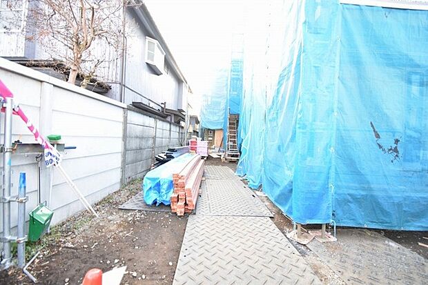 周辺のエリアで他にも沢山売りに出ている物件があります。インターネット掲載前の情報などもありますのでお気軽にお問合せください。まとめてご見学できます。 