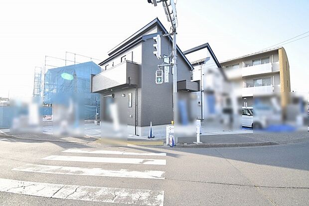 現地のご見学予約もスタートしました。周辺で売りに出ている物件も沢山御座います。まとめてご見学ができますのでお気軽にお申しつけください。