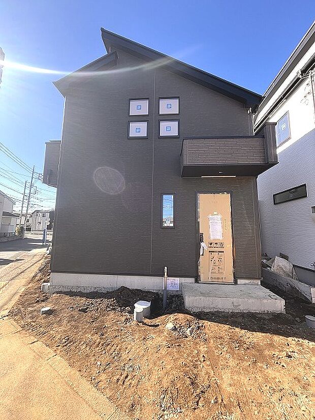 現地のご見学予約もスタートしました。周辺で売りに出ている物件も沢山御座います。まとめてご見学ができますのでお気軽にお申しつけください。 