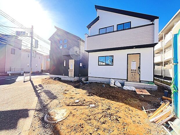 現地のご見学予約もスタートしました。周辺で売りに出ている物件も沢山御座います。まとめてご見学ができますのでお気軽にお申しつけください。