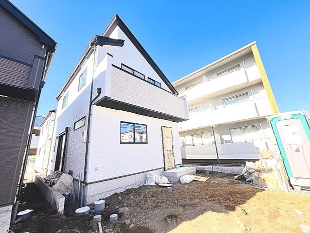 現地のご見学予約もスタートしました。周辺で売りに出ている物件も沢山御座います。まとめてご見学ができますのでお気軽にお申しつけください。