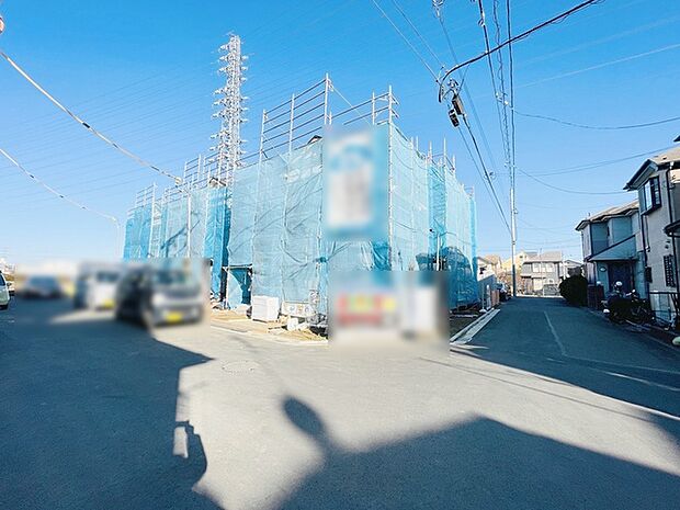 周辺は住宅が建ち並ぶ閑静な住宅街です。 