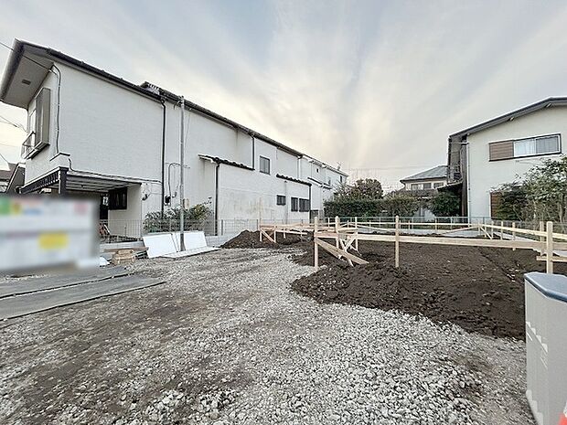 現地のご見学予約もスタートしました。周辺で売りに出ている物件も沢山御座います。まとめてご見学ができますのでお気軽にお申しつけください。 