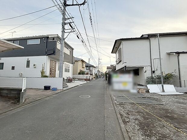 周辺のエリアで他にも沢山売りに出ている物件があります。インターネット掲載前の情報などもありますのでお気軽にお問合せください。まとめてご見学できます。 