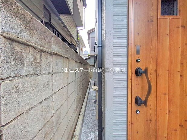 周辺のエリアで他にも沢山売りに出ている物件があります。インターネット掲載前の情報などもありますのでお気軽にお問合せください。まとめてご見学できます。