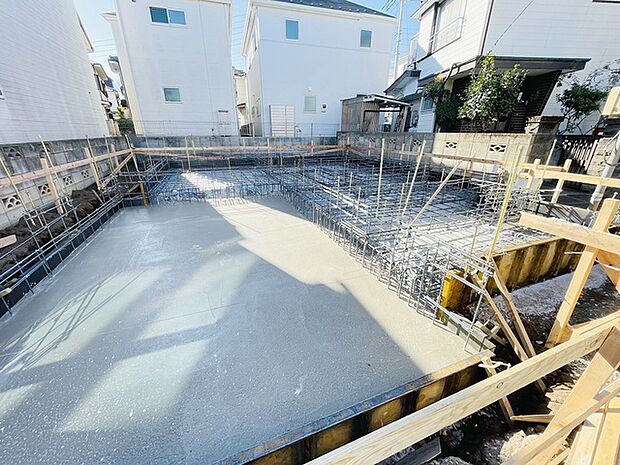 現地のご見学予約もスタートしました。周辺で売りに出ている物件も沢山御座います。まとめてご見学ができますのでお気軽にお申しつけください。