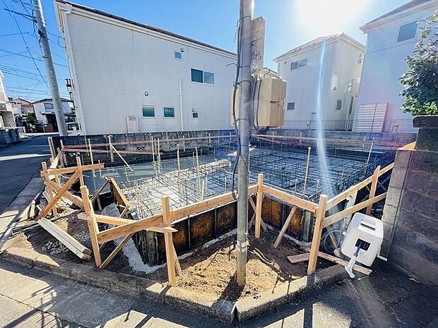 現地のご見学予約もスタートしました。周辺で売りに出ている物件も沢山御座います。まとめてご見学ができますのでお気軽にお申しつけください。