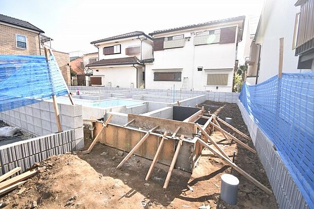 現地のご見学予約もスタートしました。周辺で売りに出ている物件も沢山御座います。まとめてご見学ができますのでお気軽にお申しつけください。