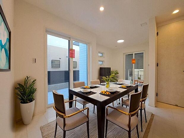 本画像はCGで作成しており、実際に現地に家具は置かれておりません。また、価格に家具は含まれておりません。 