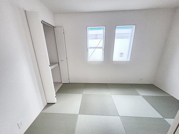 各お部屋に収納が設置されています。  