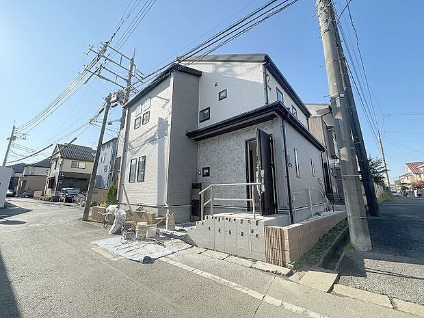 現地のご見学予約もスタートしました。周辺で売りに出ている物件も沢山御座います。まとめてご見学ができますのでお気軽にお申しつけください。 