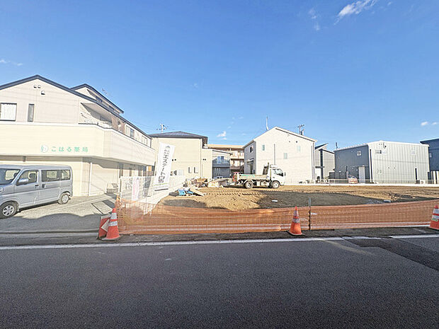 A号地、建物プラン作成及び土地のみの販売もご相談ください 平成新道から入ってすぐ、閑静な住宅地の分譲地