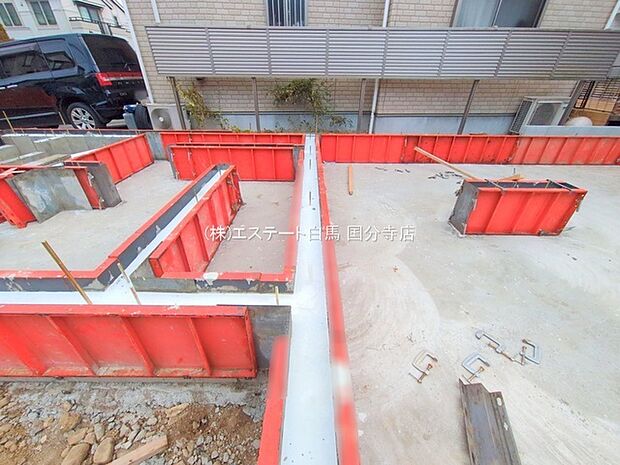 現在建物を建築中です、建築中の物件については現地確認の他、同施工会社の完成施工例のご案内、担当者のプレゼンテーションにてご検討ください。適切なご検討の方法をご説明させて頂きます。 