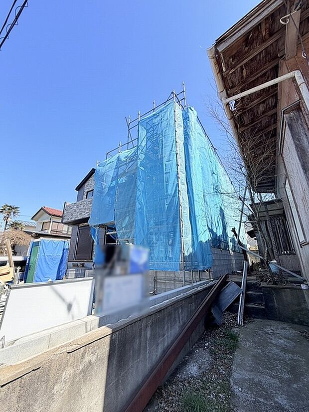 周辺のエリアで他にも沢山売りに出ている物件があります。インターネット掲載前の情報などもありますのでお気軽にお問合せください。まとめてご見学できます。 