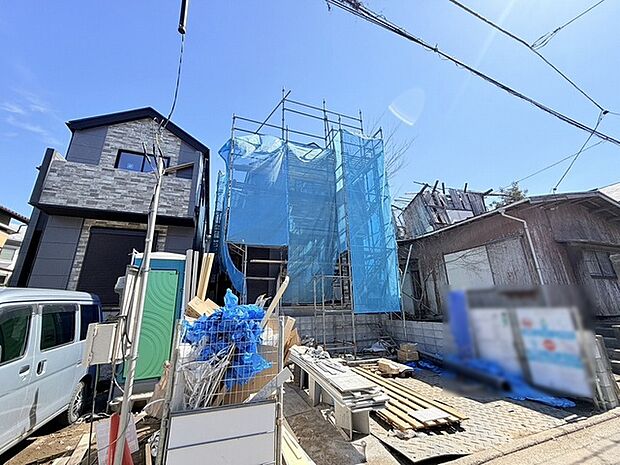 周辺のエリアで他にも沢山売りに出ている物件があります。インターネット掲載前の情報などもありますのでお気軽にお問合せください。まとめてご見学できます。