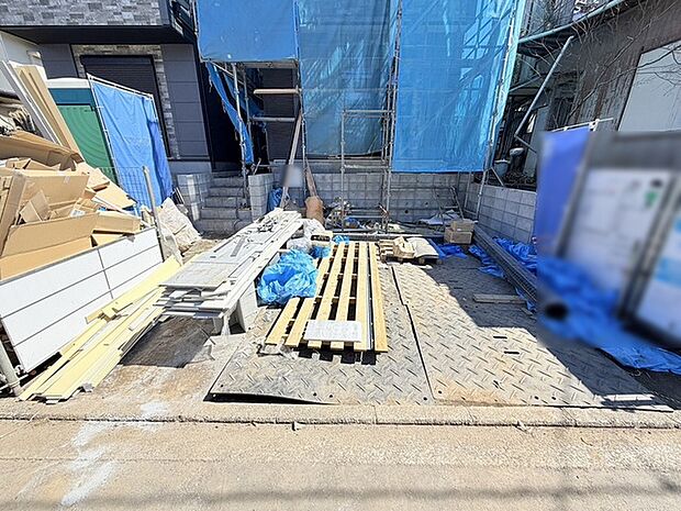 周辺のエリアで他にも沢山売りに出ている物件があります。インターネット掲載前の情報などもありますのでお気軽にお問合せください。まとめてご見学できます。